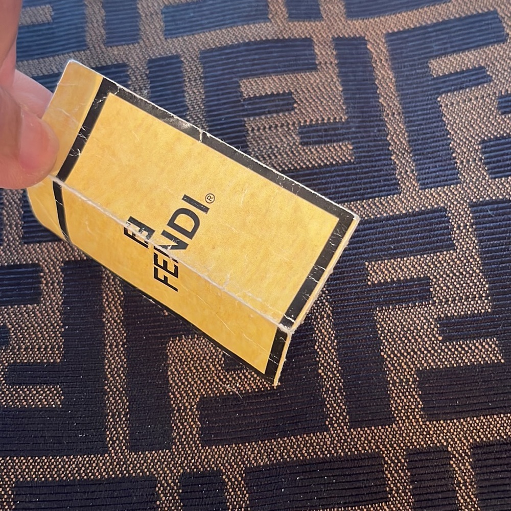 Fendi bag - Picture 2 of 5